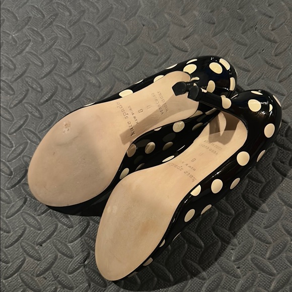 Kate Spade Polka Dot Black and Beige Women's Heels - Picture 6 of 7